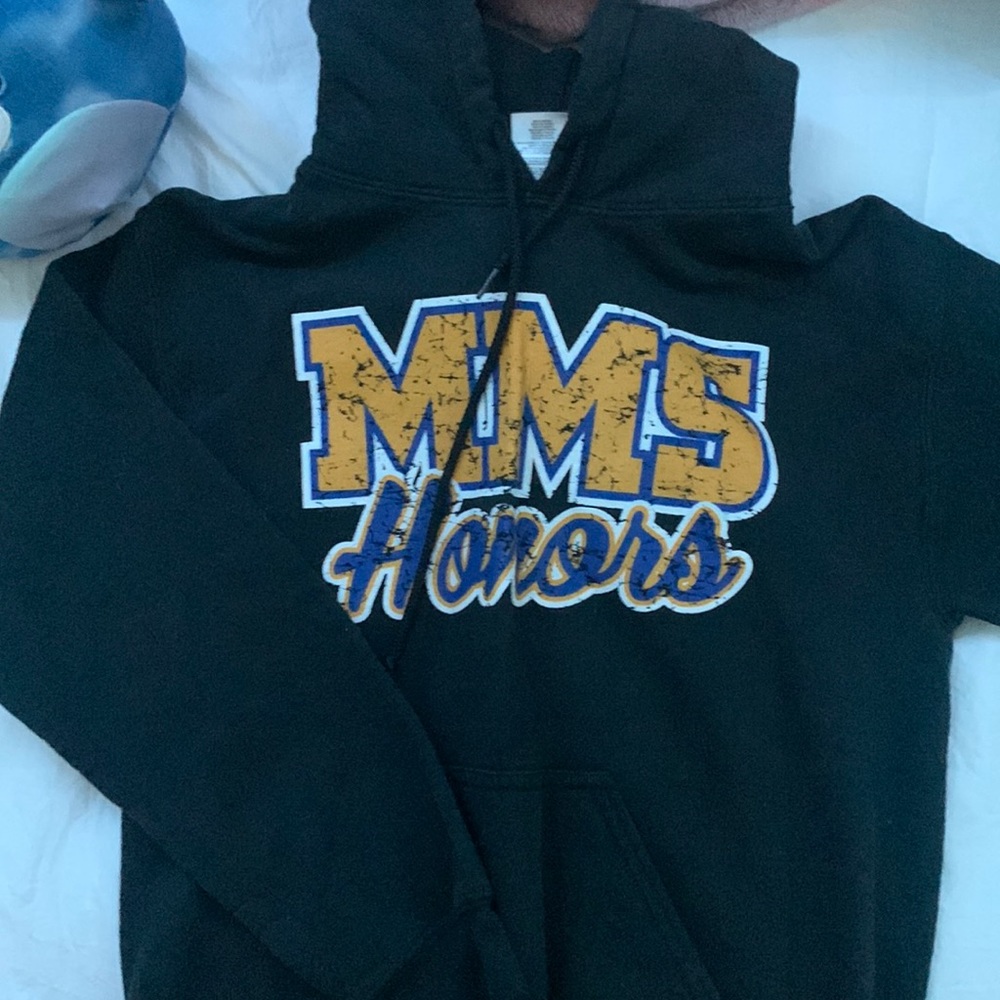 graphic hoodie !